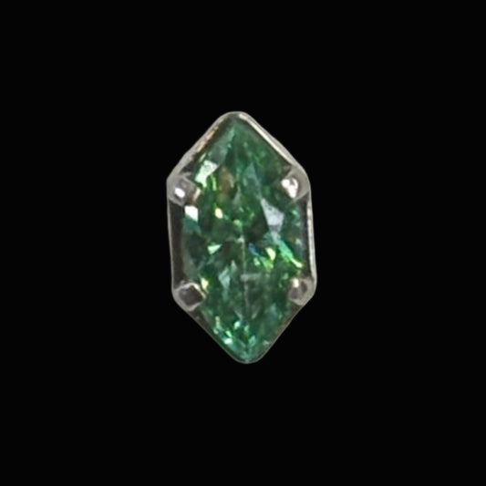 5m Green Marquise Prong Ti.