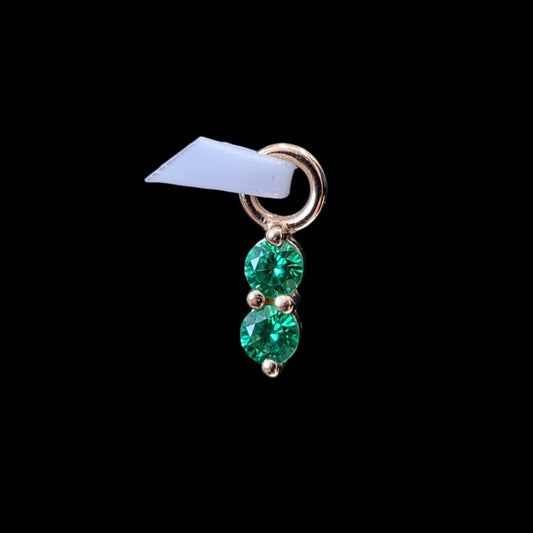"Aja Charm" Lab Emerald YG
