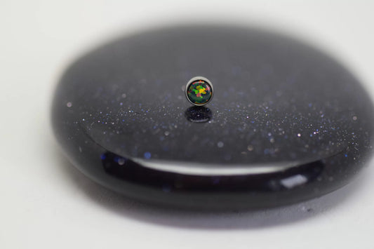 2.5m Black Opal Cabochon Ti. Threadless