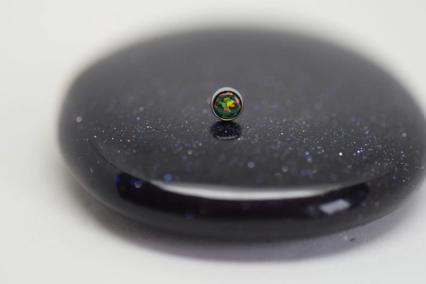 3m Black Opal Cabochon Ti. Threadless