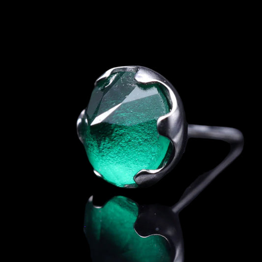 2.5m Emerald Green Inverted Prong Ti.